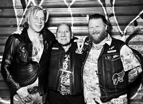Visiting <strong>Hells Angels</strong> found the 6-feet-2, 450-pound body of Laurence <strong>Richard</strong> Lajeunesse in his bed at the back of the industrial garage where he lived and ran an auto dismantling business. . Rotten richard hells angels